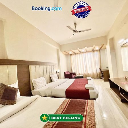 Hotel Rudraksh ! Varanasi !Fully-Air-Conditioned Hotel At Prime Location With Parking Availability, Near Kashi Vishwanath Temple, And Ganga Ghat 2 Εξωτερικό φωτογραφία